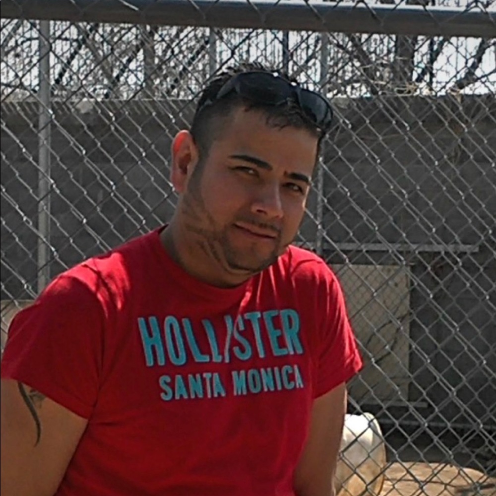 Meet your Posher, Manuel